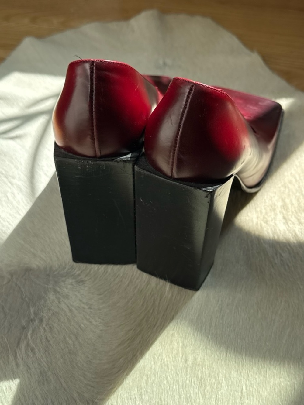 Balenciaga Women's Burgundy Square-Toe Leather Pumps - Picture 3 of 4